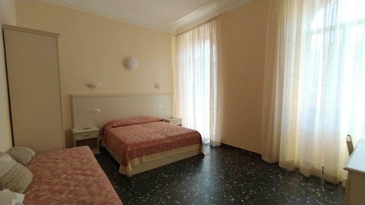 Hotel Vivi 5 Terre La Spezia Exterior foto